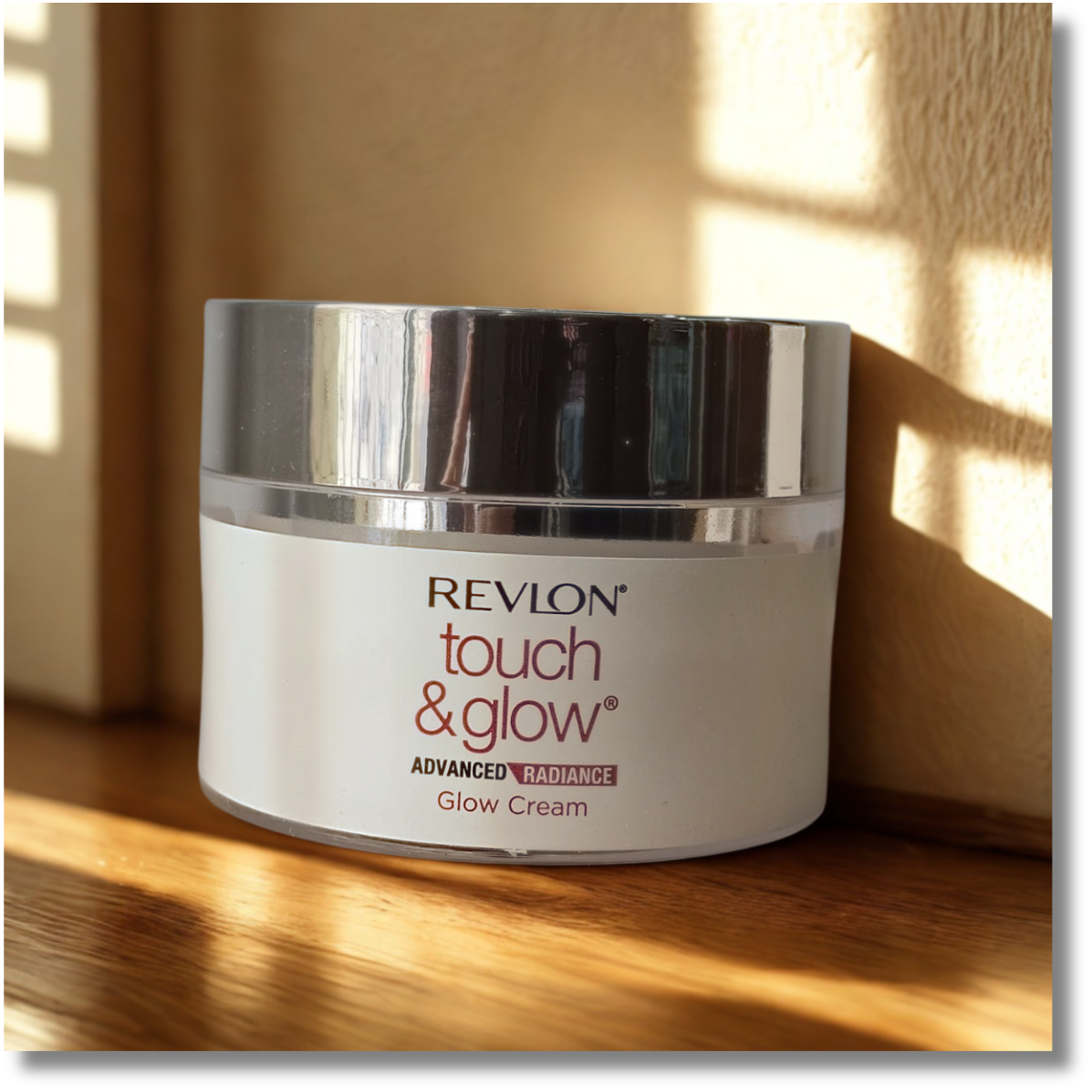 Revlon Touch & Glow Advanced Radiance Glow Cream