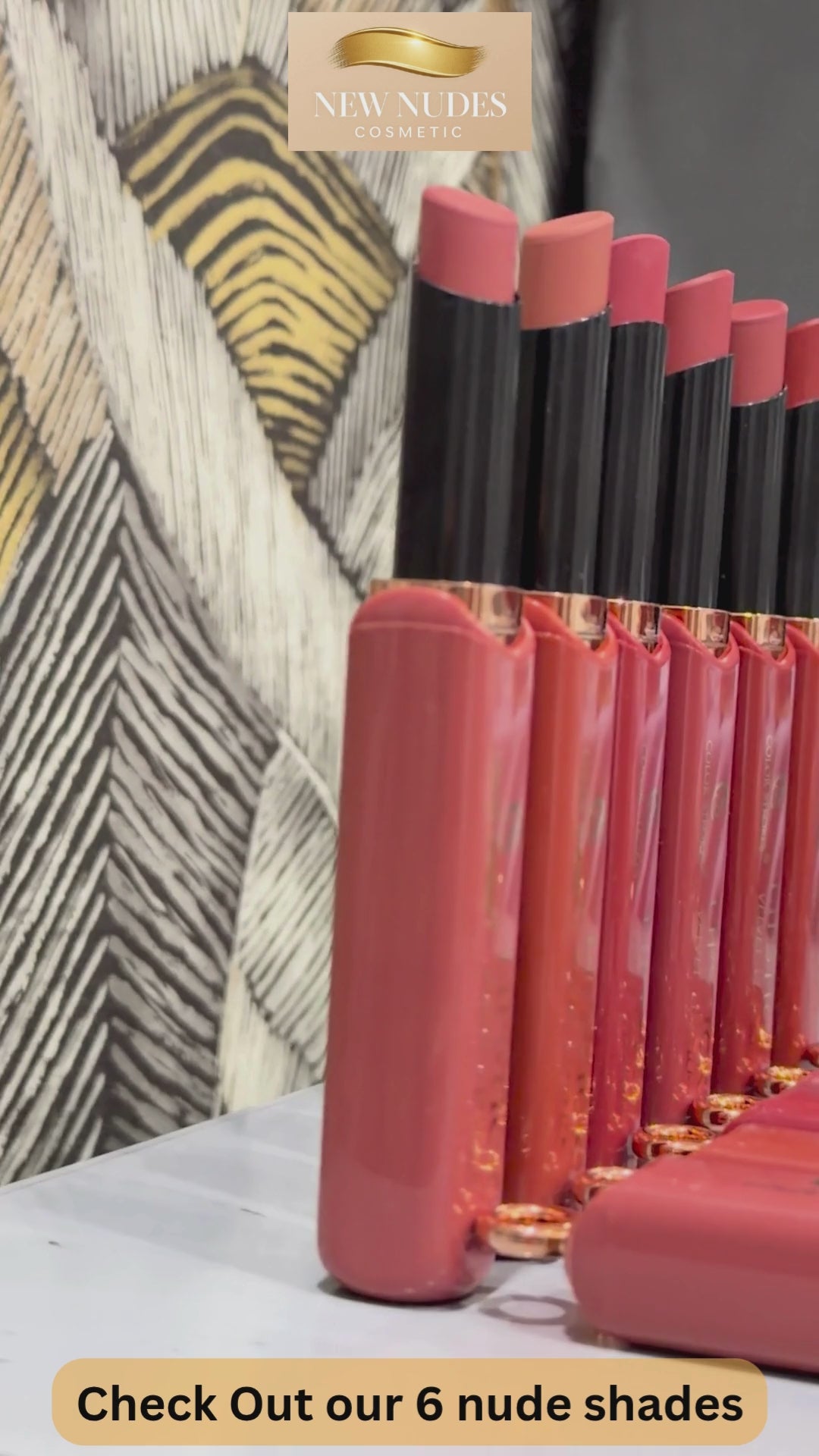 Color Strokes Velvet Matte Lipstick